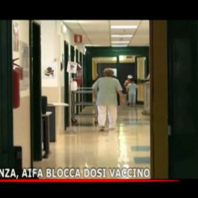 INFLUENZA, AIFA BLOCCA DOSI VACCINO