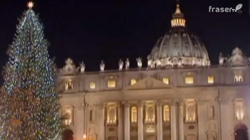 LUCI NATALIZIE in PIAZZA SAN PIETRO