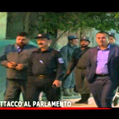 Kabul, attacco al parlamento