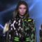 Milano fashion week, l’energia di Versace nella collezione 2016