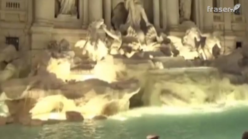 La riapertura di ” Fontana di Trevi ”