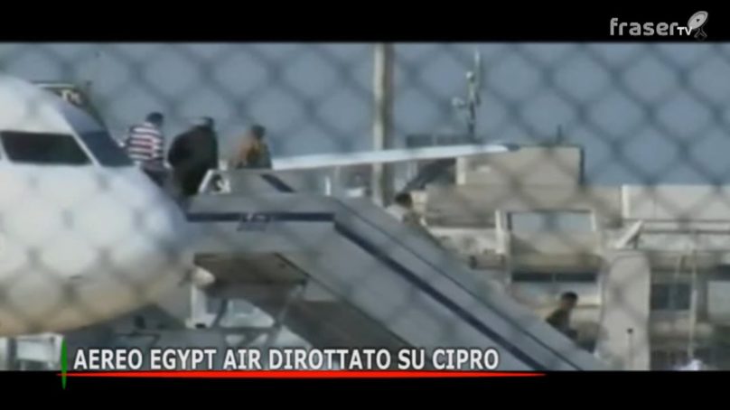 Aereo Egypt Air dirottato su Cipro, arrestato il dirottatore