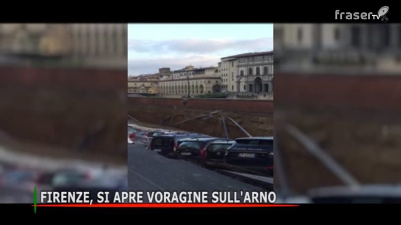 Firenze, si apre un voragine sull’Arno