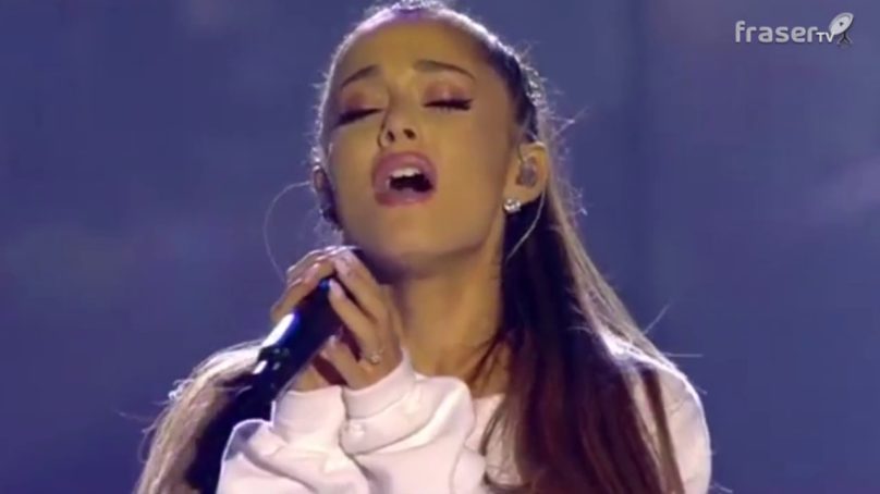 Concerto Manchester: in 50 mila senza paura con Ariana Grande